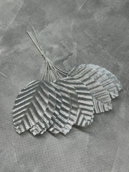 Листочки на проволоке, размер 5*3,7 см, цвет-серебро, уп 10 шт. 014912 фото