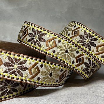 Стрічка жакардова з вишивкою, одностороння, текстильна2,5 см, арт 020681, відрізок 1 ярд (91 см) 020681 фото