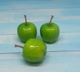 Яблоко зеленое (искусственное), 3,5 см, шт 012478 фото
