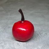 Яблуко штучне декоративне, червоне, 3,5 см, арт 012409, 1 шт 012409 фото
