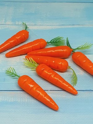 Морковь (искусственная), длина 5 см. шт 012484 фото