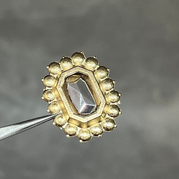 Серединка для бантиков со стразами, темно-красный (оправа золото) 2,1&times;1,7 см, 1 шт 020724 фото