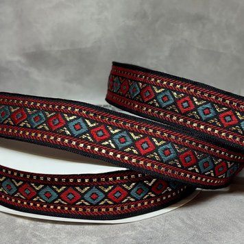 Лента жаккардовая с вышивкой, односторонняя, текстильная 2,5 см, арт 018862, отрезок 1 ярд (91 см) 018862 фото
