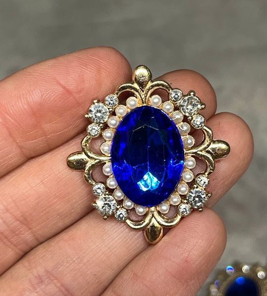 Серединка овальная с синими акриловыми камнями и жемчугом 3,2&times;2,9 см, арт 020776 020776 фото